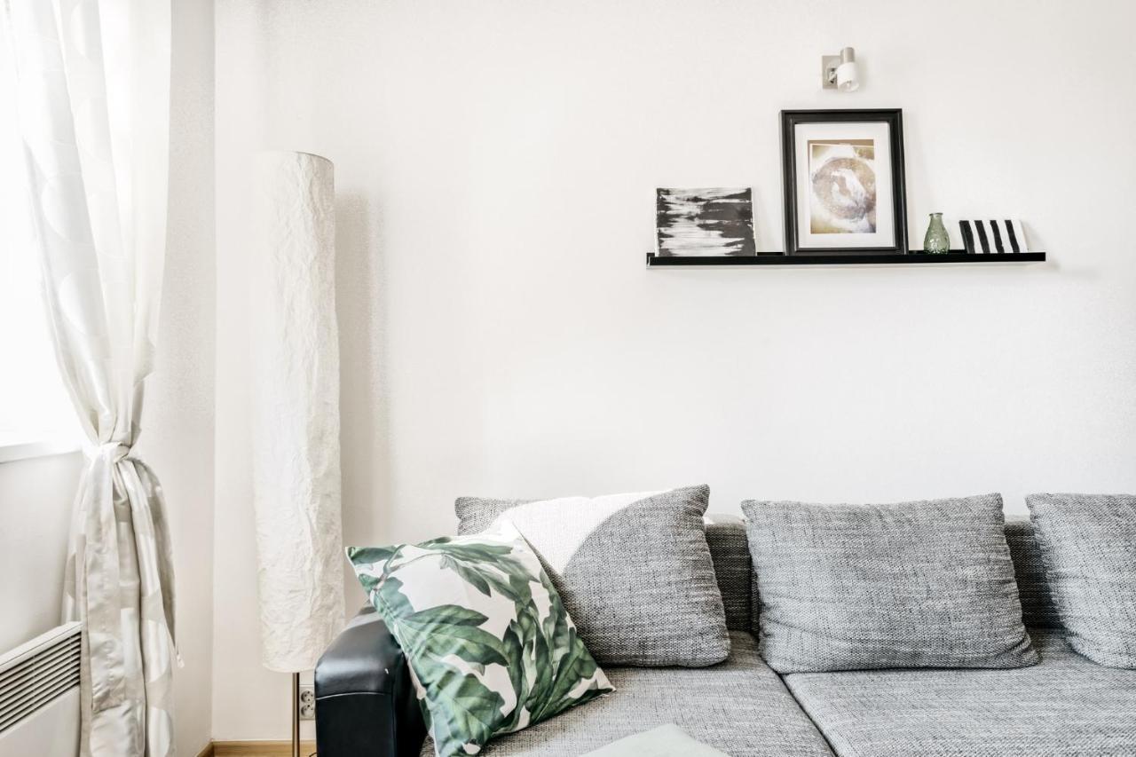 Lil Apartment With Tyn Cathedral View, Parking & Ac プラハ エクステリア 写真